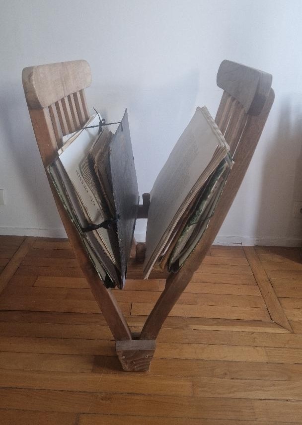 Poster stand